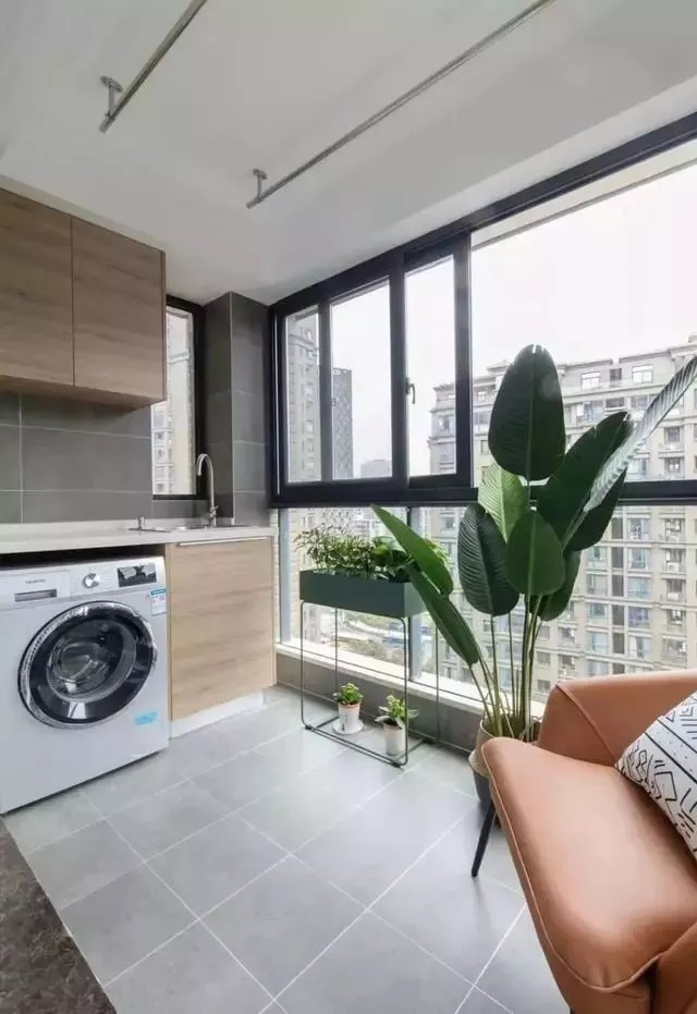 1556330533385435.jpg 9.webp.jpg