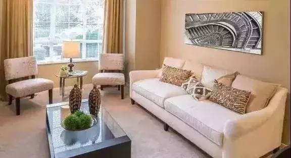 1570786973120222.jpg 1.webp.jpg