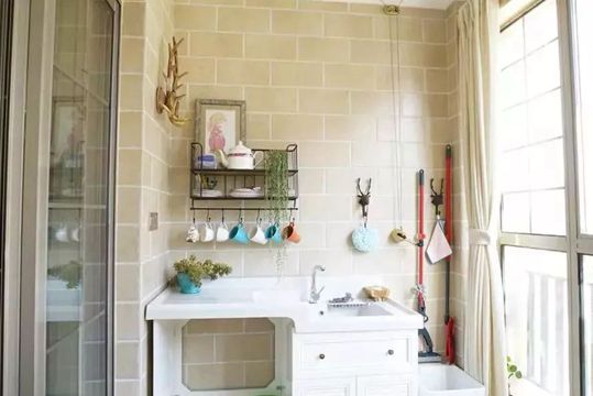 不管陽臺面積是大是小，都可以做洗衣房，這些設計不能少